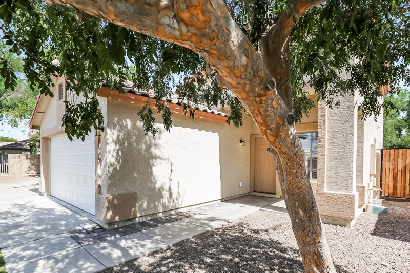 2,870/Mo, 6558 W Chickasaw St Phoenix, AZ 85043 Front View