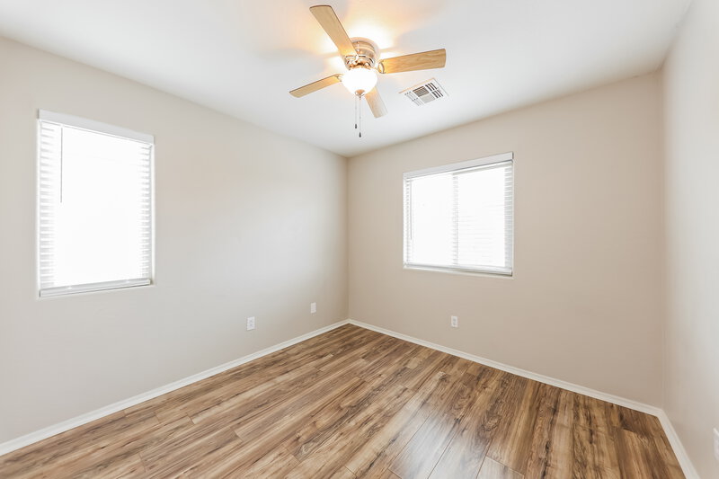 1,965/Mo, 14034 W Country Gables Dr Surprise, AZ 85379 Bedroom View