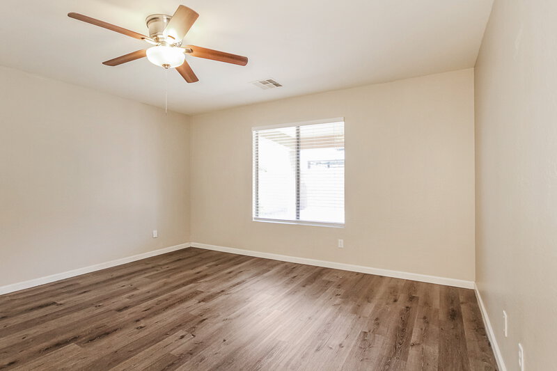 1,930/Mo, 1044 S 239th Ln Buckeye, AZ 85326 Main Bedroom View 2