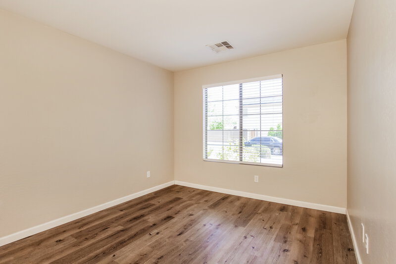 1,930/Mo, 1044 S 239th Ln Buckeye, AZ 85326 Bedroom View 2
