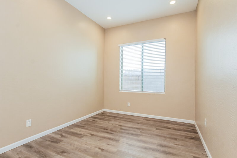 2,145/Mo, 5037 W Nancy Ln Laveen, AZ 85339 Dining Room View