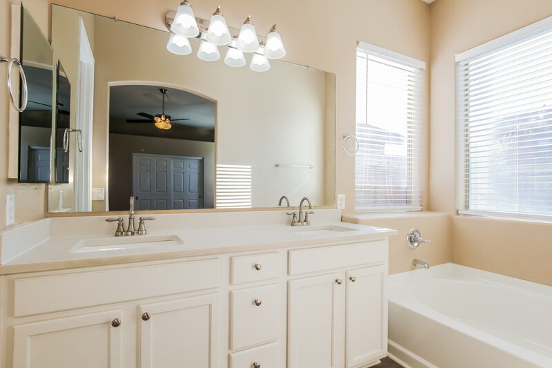 2,145/Mo, 5037 W Nancy Ln Laveen, AZ 85339 Main Bathroom View