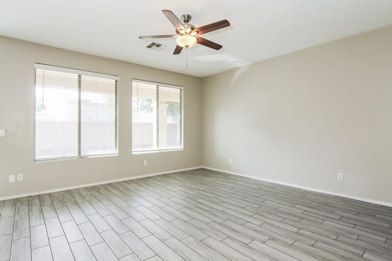 2,095/Mo, 13797 W Redfield Rd Surprise, AZ 85379 Living Room View