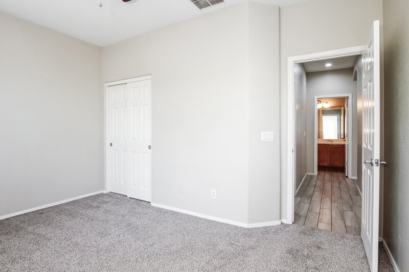 2,095/Mo, 13797 W Redfield Rd Surprise, AZ 85379 Bedroom View 3