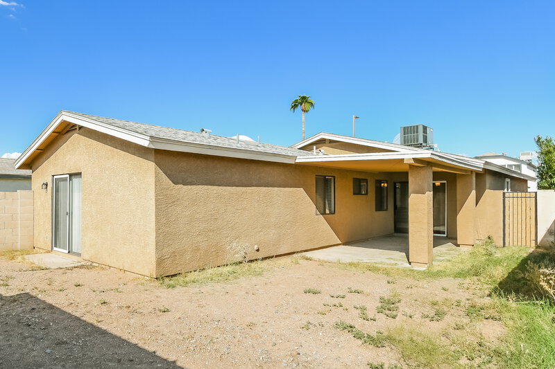 1,795/Mo, 11146 N 82nd Dr Peoria, AZ 85345 Rear View
