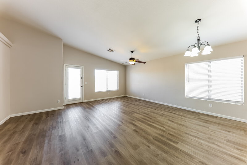 2,220/Mo, 11288 W Lily Mckinley Dr Surprise, AZ 85378 Living Room View 3