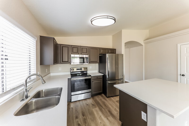 2,810/Mo, 11288 W Lily Mckinley Dr Surprise, AZ 85378 Kitchen View 2