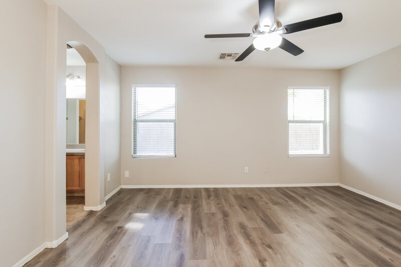 1,995/Mo, 3626 N 131St Dr Litchfield Park, AZ 85340 Main Bedroom View 2
