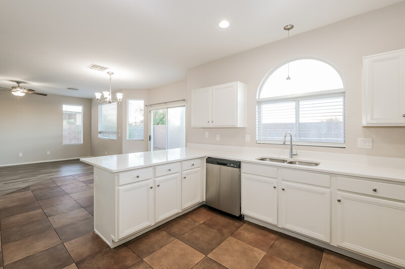 1,915/Mo, 2408 S 90th Glen Tolleson, AZ 85353 Kitchen View 2
