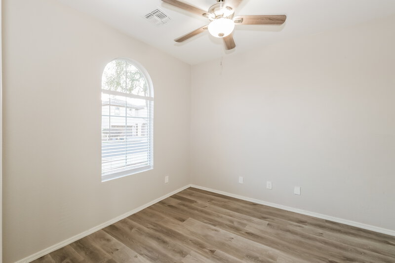1,915/Mo, 2408 S 90th Glen Tolleson, AZ 85353 Bedroom View 3