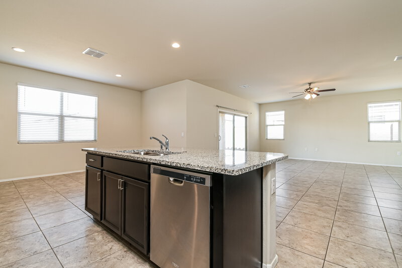 1,795/Mo, 5238 E Sharbel Rd San Tan Valley, AZ 85143 Kitchen View 2