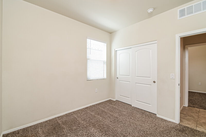 1,795/Mo, 5238 E Sharbel Rd San Tan Valley, AZ 85143 Bedroom View
