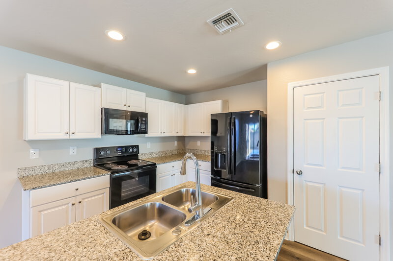 1,770/Mo, 83 6th Ave W Buckeye, AZ 85326 Kitchen View