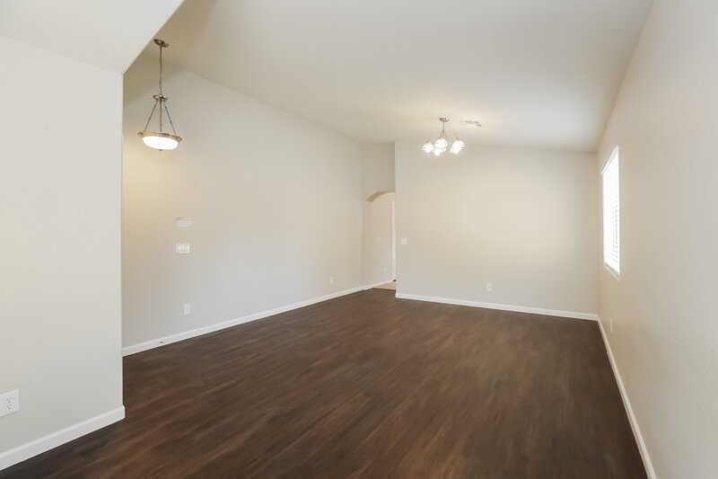 2,095/Mo, 7251 W Cactus Wren Dr Glendale, AZ 85303 Living Room View
