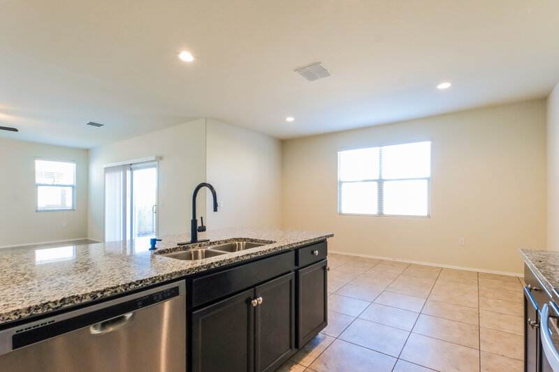 1,690/Mo, 5182 E Sharbel Rd San Tan Valley, AZ 85143 Kitchen View 2