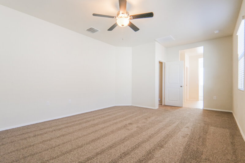 1,690/Mo, 5182 E Sharbel Rd San Tan Valley, AZ 85143 Main Bedroom View 2