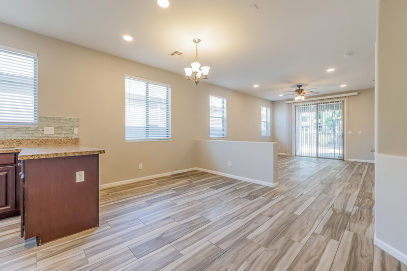 2,260/Mo, 3049 S Sailors Way Gilbert, AZ 85295 Misc View 4