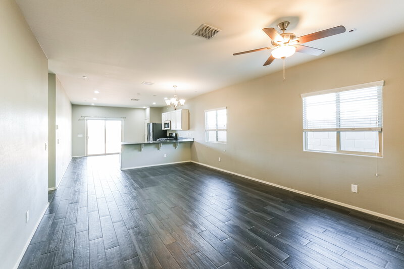 1,815/Mo, 21221 W Hubbell St Buckeye, AZ 85396 Living Room View