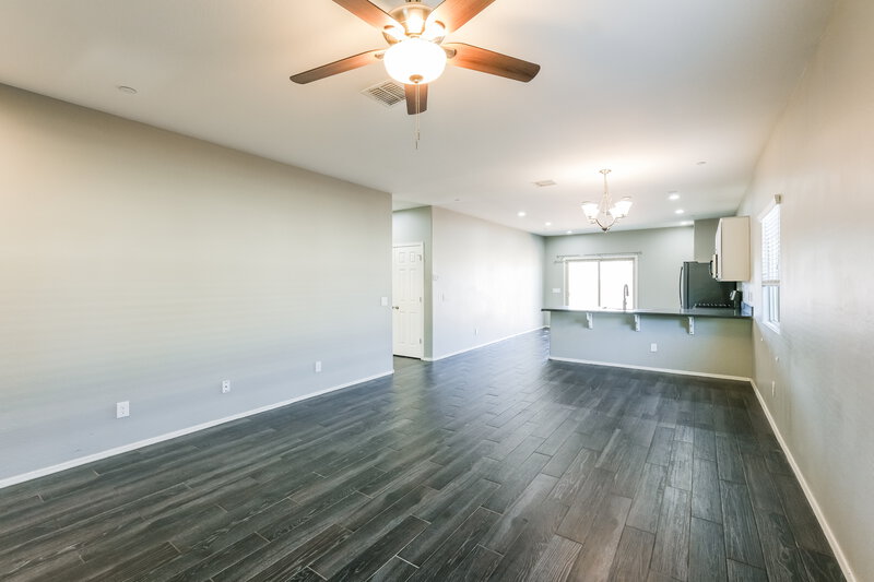 1,815/Mo, 21221 W Hubbell St Buckeye, AZ 85396 Living Room View 2