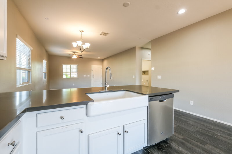 1,815/Mo, 21221 W Hubbell St Buckeye, AZ 85396 Kitchen View 3