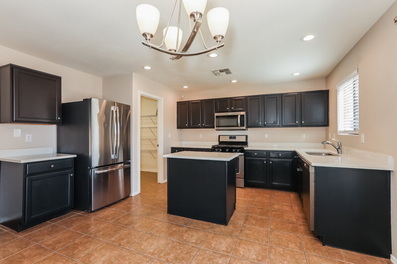 2,145/Mo, 1935 E Renegade Trl San Tan Valley, AZ 85143 Kitchen View