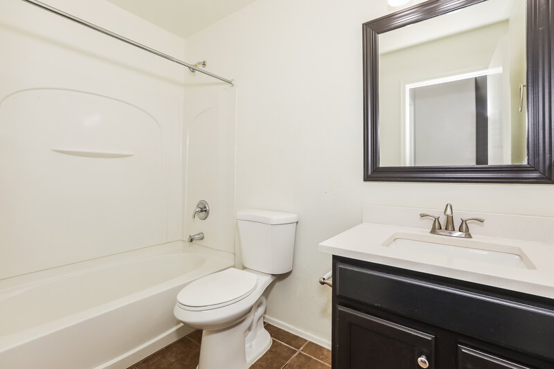 2,145/Mo, 1935 E Renegade Trl San Tan Valley, AZ 85143 Bathroom View