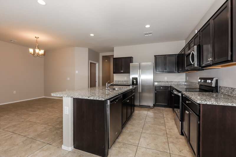 1,795/Mo, 5226 E Sharbel Rd San Tan Valley, AZ 85143 Kitchen View 4