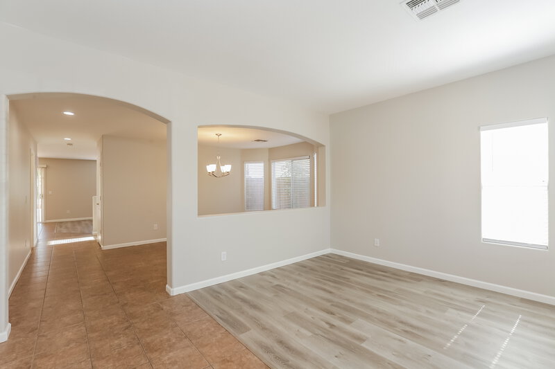 2,235/Mo, 7224 W Crown King Rd Phoenix, AZ 85043 Living Room View
