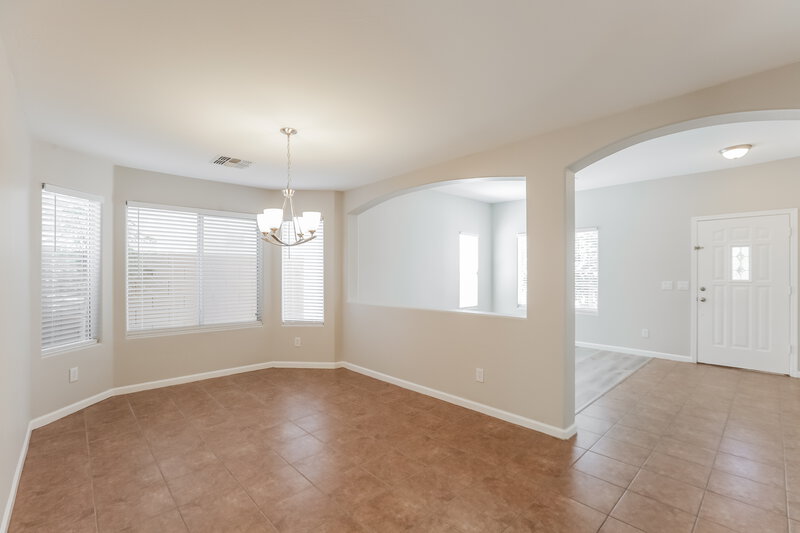 2,235/Mo, 7224 W Crown King Rd Phoenix, AZ 85043 Dining Room View