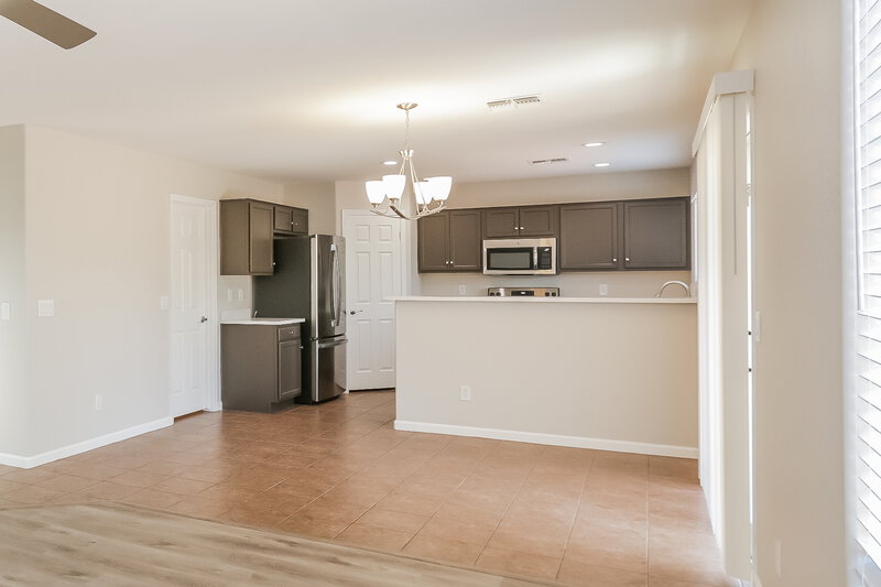 2,235/Mo, 7224 W Crown King Rd Phoenix, AZ 85043 Breakfast Nook View