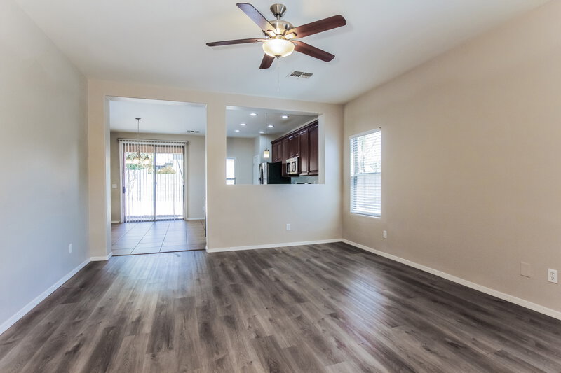 2,045/Mo, 18514 W Udall Drive Surprise, AZ 85374 Dining Room View