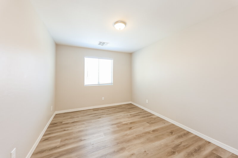 1,785/Mo, 2656 N 73rd Gln Phoenix, AZ 85035 Bedroom View