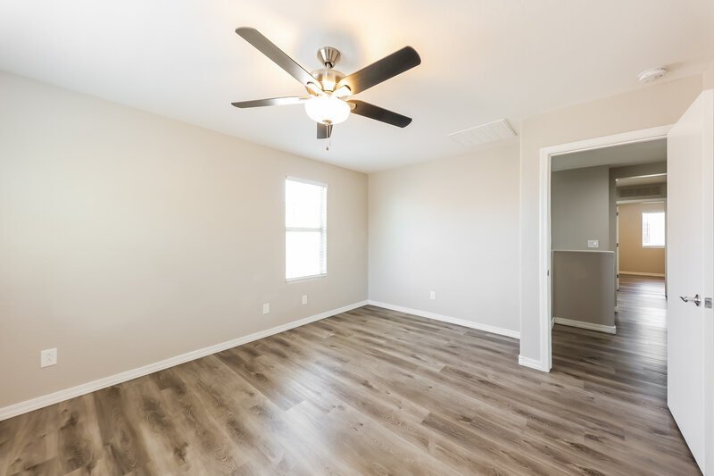 1,785/Mo, 2656 N 73rd Gln Phoenix, AZ 85035 Bedroom View 3