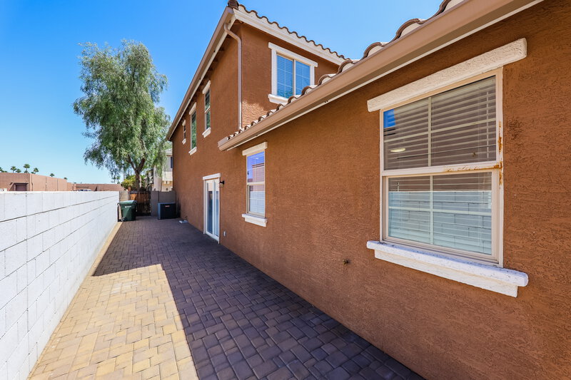 1,785/Mo, 2656 N 73rd Gln Phoenix, AZ 85035 Rear View