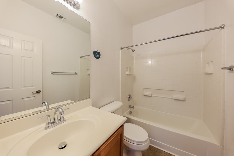 1,895/Mo, 16724 N 177th Ave Surprise, AZ 85388 Bathroom View