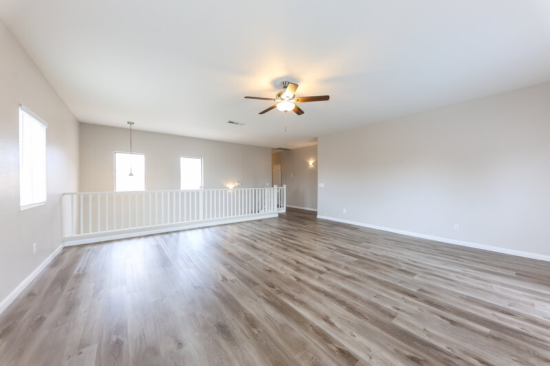 2,095/Mo, 13045 W Columbine Dr El Mirage, AZ 85335 Family Room View 2
