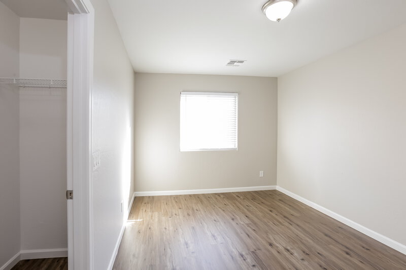 2,060/Mo, 10260 E Isleta Ave Mesa, AZ 85209 Bedroom View