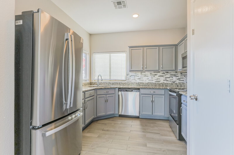 2,000/Mo, 326 N 103rd Pl Apache Junction, AZ 85120 Misc View 5