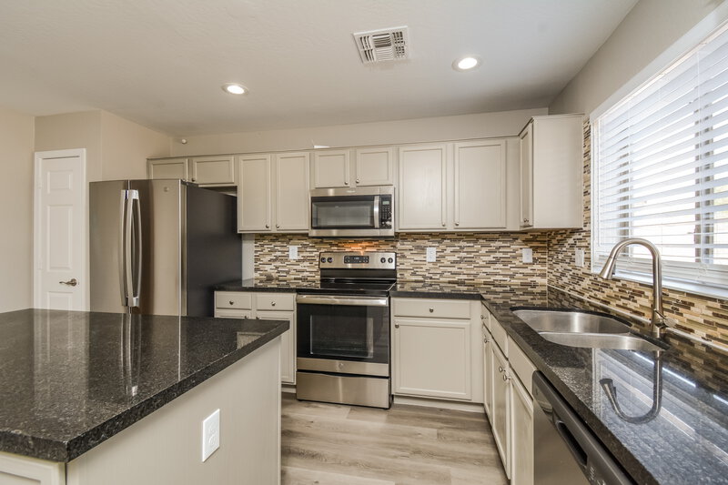 2,295/Mo, 23764 W Pecan Rd Buckeye, AZ 85326 Kitchen View 2