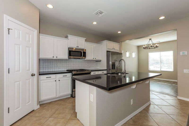 2,480/Mo, 11162 E Stearn Ave Mesa, AZ 85212 Kitchen View 2