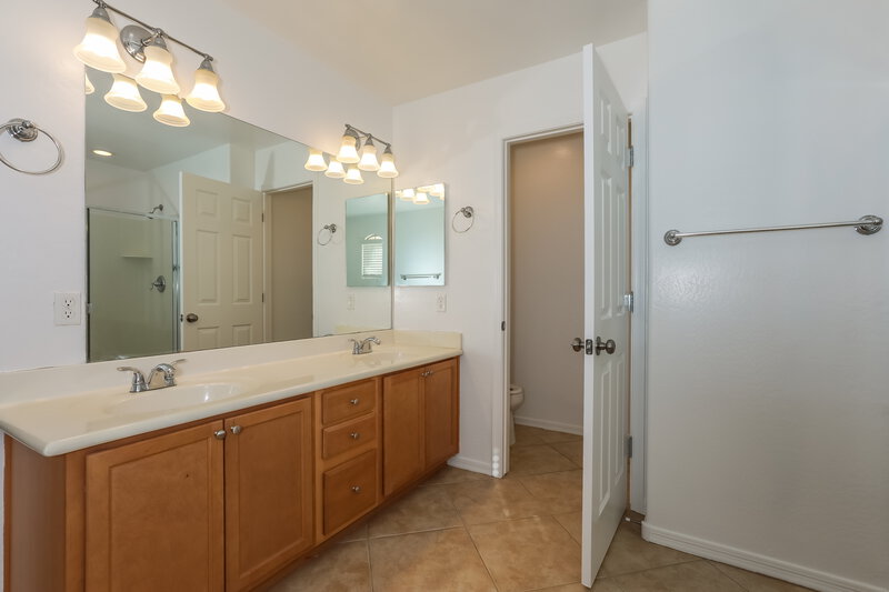 2,480/Mo, 11162 E Stearn Ave Mesa, AZ 85212 Main Bathroom View