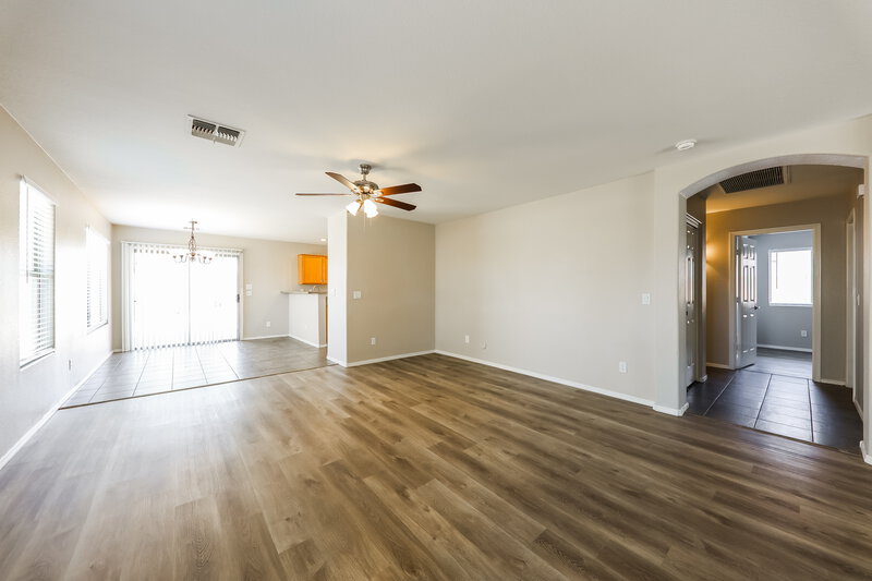 1,930/Mo, 13122 W Clarendon Ave Litchfield Park, AZ 85340 Living Room View