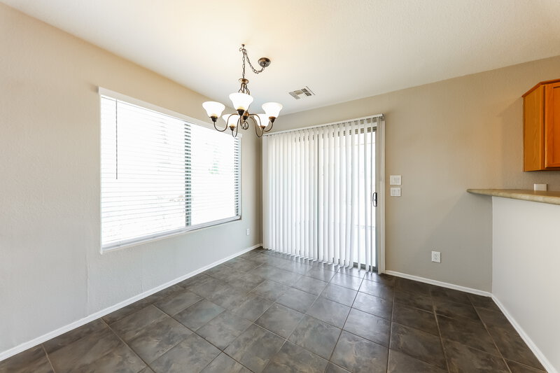 1,930/Mo, 13122 W Clarendon Ave Litchfield Park, AZ 85340 Dining Room View