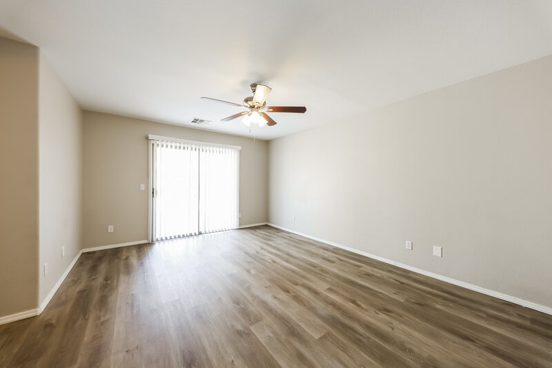 1,930/Mo, 13122 W Clarendon Ave Litchfield Park, AZ 85340 Main Bedroom View