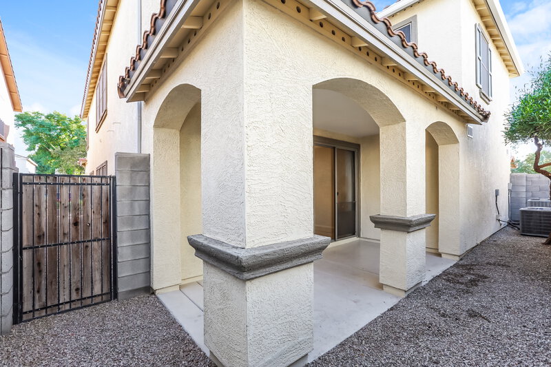 3,060/Mo, 21116 E Tierra Grande Dr Queen Creek, AZ 85142 Rear View