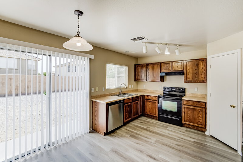 1,760/Mo, 1105 S 225th Ave Buckeye, AZ 85326 Kitchen View 2