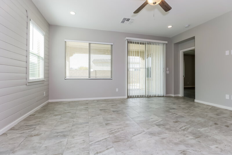 2,270/Mo, 1008 S 200th Ln Buckeye, AZ 85326 Living Room View