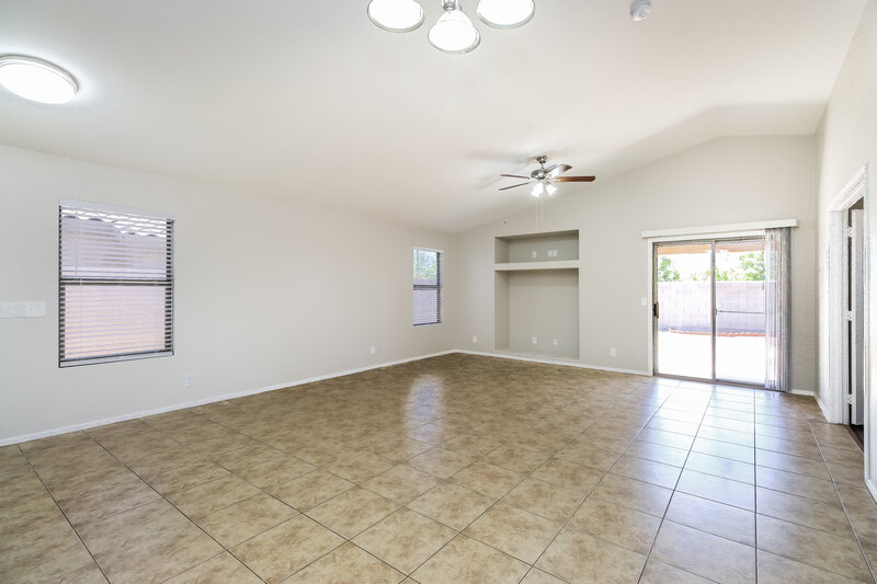 2,130/Mo, 9517 E Naranja Ave Mesa, AZ 85209 Dining Room View
