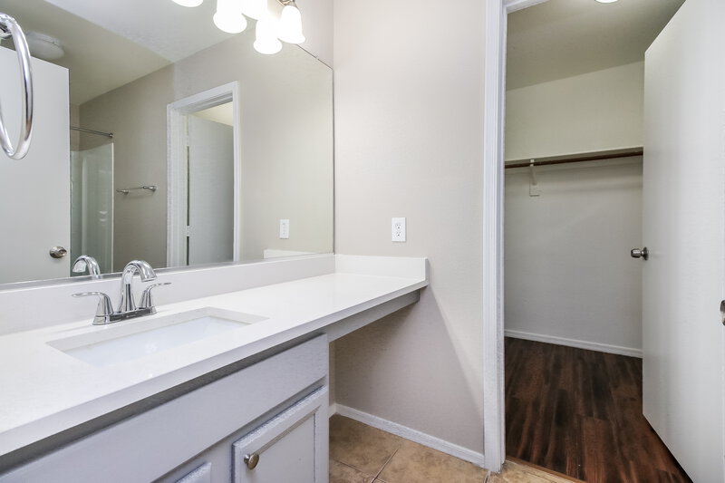 2,130/Mo, 9517 E Naranja Ave Mesa, AZ 85209 Main Bathroom View