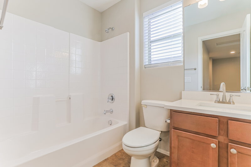 2,285/Mo, 2055 S Martingale Rd Gilbert, AZ 85295 Bathroom View
